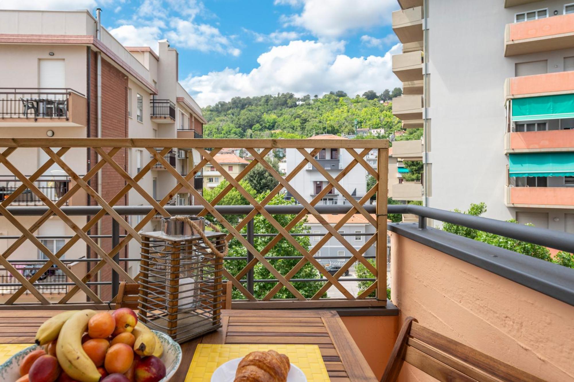 Casa Baia Flaminia Apartment Pesaro Luaran gambar